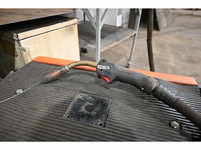 Bester magster 501 lasapparaat met bester pde 41w mag feed unit - afbeelding 8 van  10