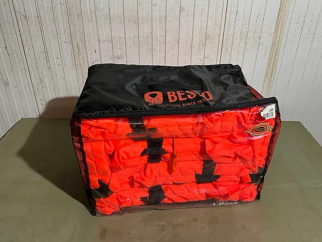 Besto - 6 zwemvesten in geventileerde tas (ongebruikt) - afbeelding 1 van  4