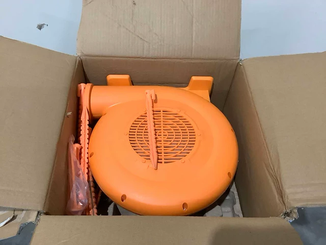 Bestway h2o go springkussen - afbeelding 4 van  4