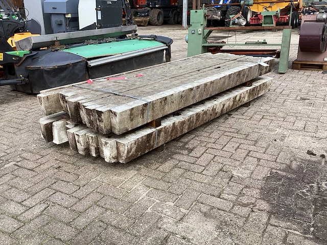 Beton balken (22x) - afbeelding 1 van  4