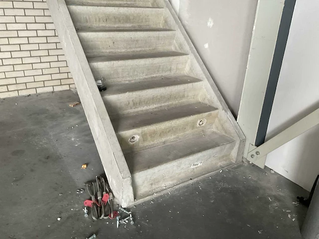 Beton betonnen trap 2 verdiepingen - afbeelding 2 van  18