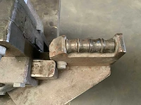 Beton staal knipmachine - afbeelding 6 van  8