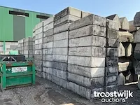 Betonblok - afbeelding 1 van  5