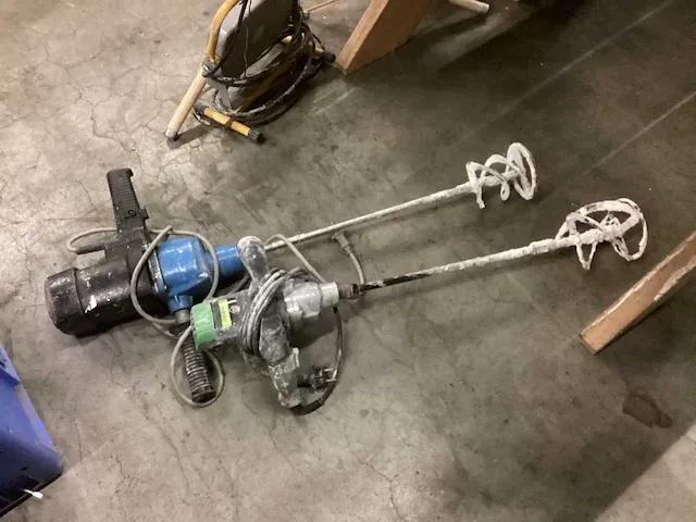 Betonmixer (2x) - afbeelding 1 van  5