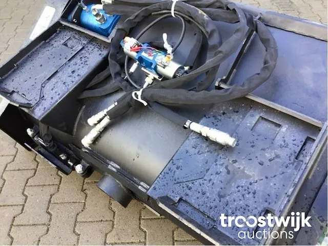 Betonmixer voor schranklader - afbeelding 3 van  32