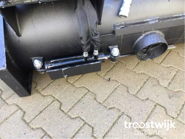 Betonmixer voor schranklader - afbeelding 5 van  32