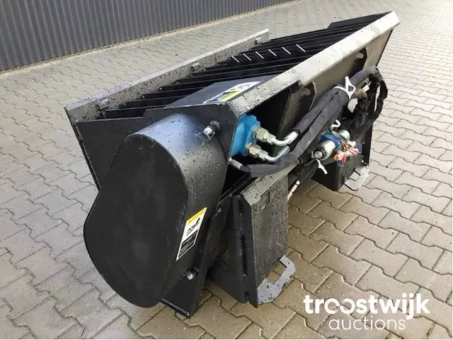 Betonmixer voor schranklader - afbeelding 13 van  32