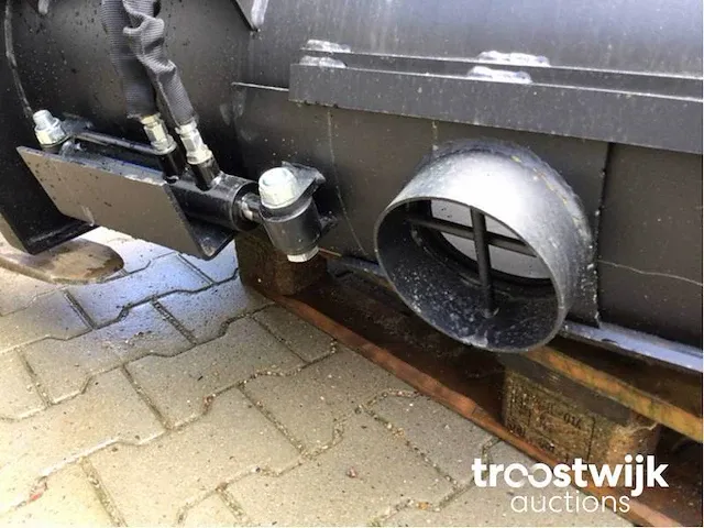 Betonmixer voor schranklader - afbeelding 20 van  32