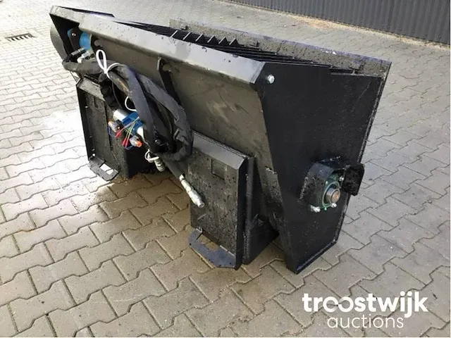 Betonmixer voor schranklader - afbeelding 29 van  32