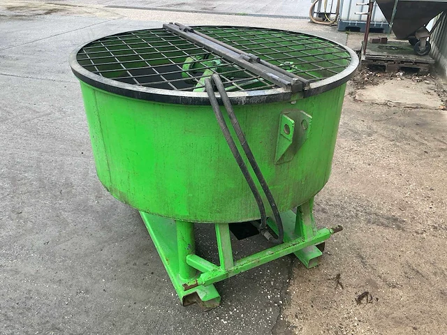 Betonmixer - afbeelding 2 van  8