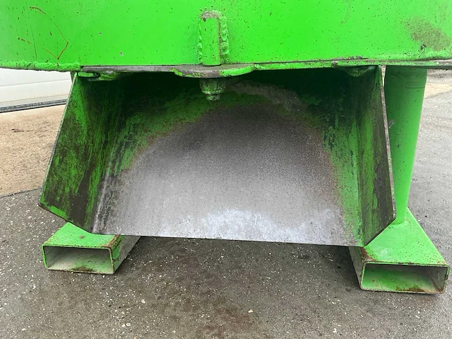 Betonmixer - afbeelding 6 van  8