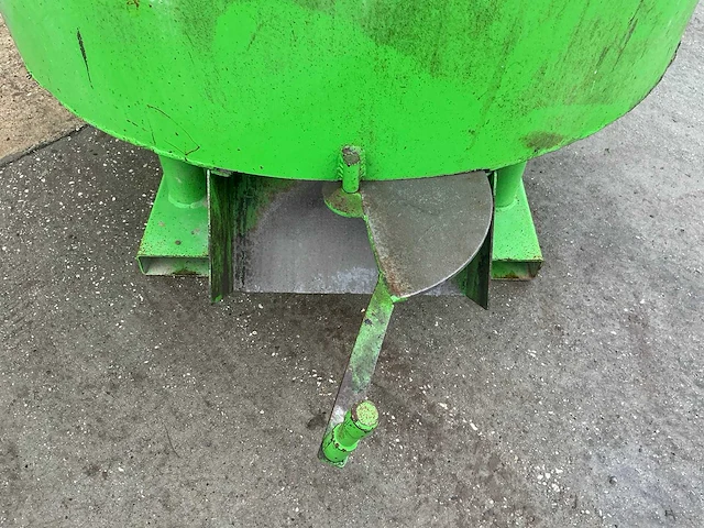 Betonmixer - afbeelding 8 van  8