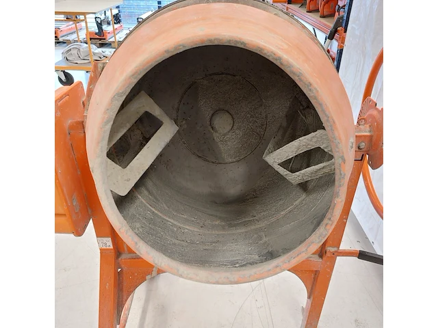 Betonmolen - 145l - 230v atika, profi 145s, bouwjaar 2014 - afbeelding 5 van  6