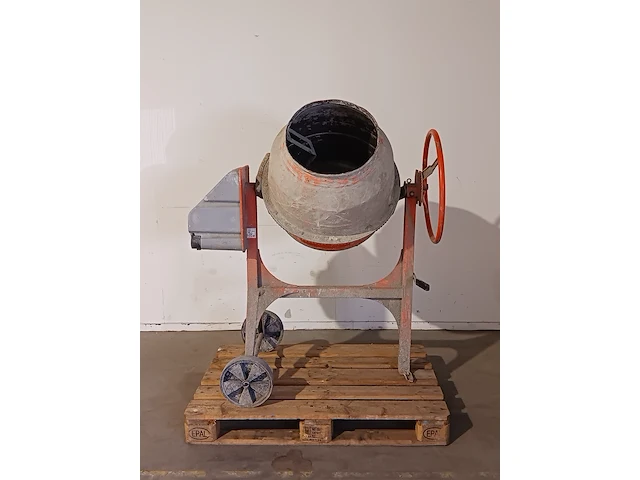Betonmolen - 145l - 230v atika, profi 145s, bouwjaar 2019 - afbeelding 1 van  13