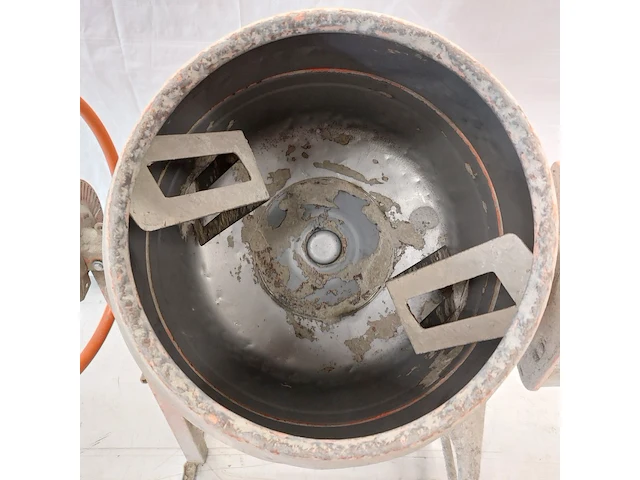 Betonmolen - 145l - 230v atika, profi 145s, bouwjaar 2019 - afbeelding 4 van  6