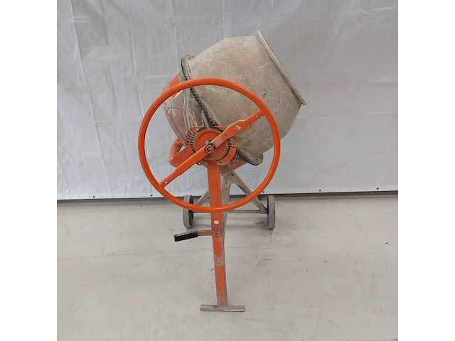 Betonmolen - 145l - 230v atika, profi 145s, bouwjaar 2020 - afbeelding 2 van  6