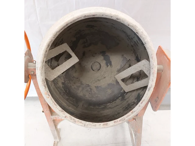 Betonmolen - 145l - 230v atika, profi 145s, bouwjaar 2020 - afbeelding 4 van  6