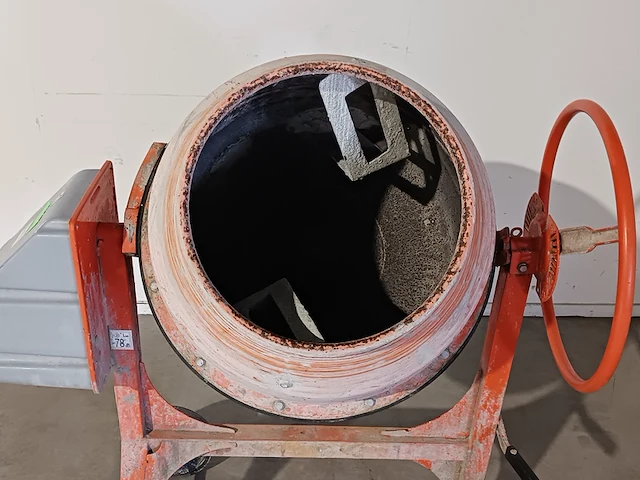 Betonmolen 140l 230v ~ atika, profi 145s, bouwjaar 2018 - afbeelding 5 van  12