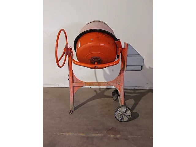 Betonmolen 140l 230v ~ atika, profi 145s, bouwjaar 2018 - afbeelding 11 van  12