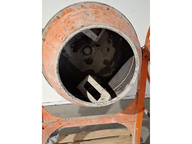 Betonmolen 140l 230v ~ atika, profi 145s, bouwjaar 2020 - afbeelding 7 van  8