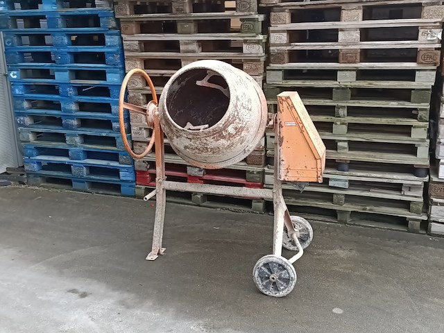 Betonmolen, al-ko, top 1401 - afbeelding 1 van  8