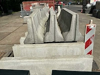 Betonnen afzetting (44,00 mtr) (ongebruikt) - afbeelding 17 van  18