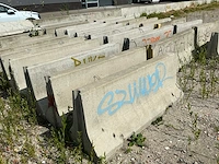 Betonnen afzetting (58,00 mtr) - afbeelding 1 van  15
