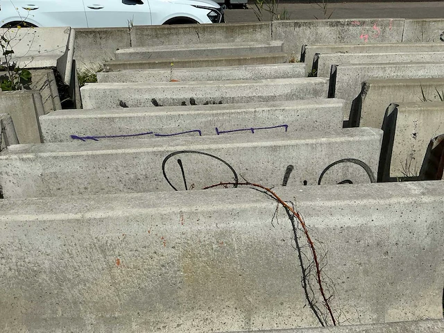 Betonnen afzetting (58,00 mtr) - afbeelding 11 van  15