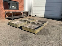 Betonnen bloembakken (4x) - afbeelding 1 van  8