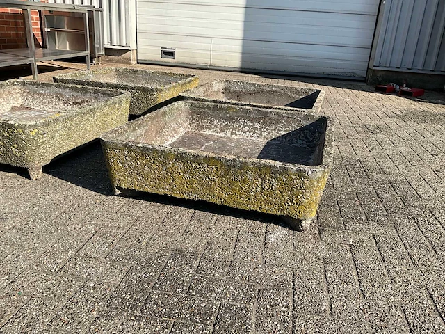 Betonnen bloembakken (4x) - afbeelding 4 van  8