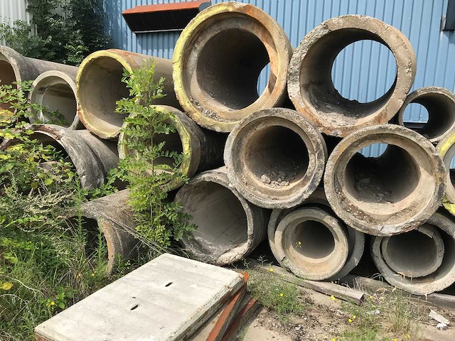 Betonnen buizen (30x) - afbeelding 7 van  10
