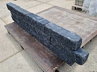 Betonnen muurblokken (ca. 72 stuks) - afbeelding 2 van  3
