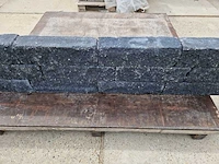 Betonnen muurblokken (ca. 72 stuks) - afbeelding 3 van  3