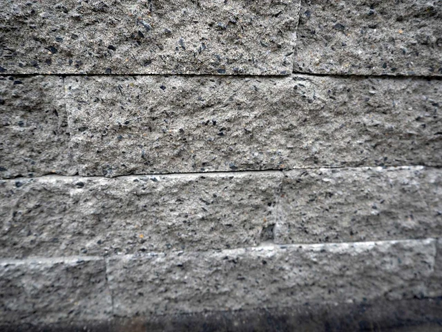 Betonnen muurblokken (ca. 900 stuks) - afbeelding 2 van  2