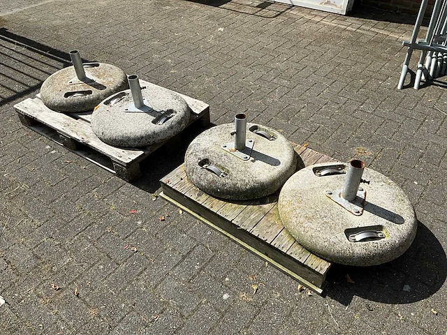 Betonnen parasolvoet (4x) - afbeelding 2 van  6