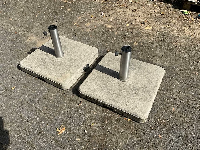 Betonnen parasolvoeten (2x) - afbeelding 2 van  6