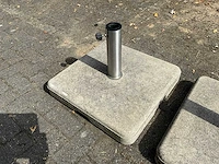 Betonnen parasolvoeten (2x) - afbeelding 4 van  6