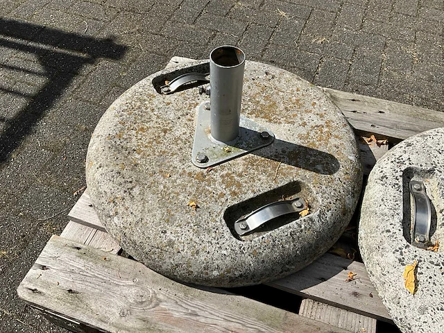 Betonnen parasolvoeten (4x) - afbeelding 6 van  6