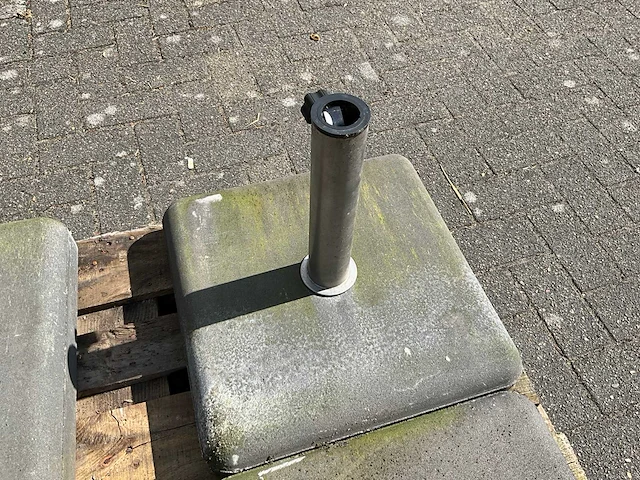Betonnen parasolvoeten (4x) - afbeelding 5 van  5