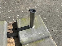 Betonnen parasolvoeten (4x) - afbeelding 5 van  5