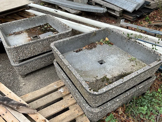 Betonnen plantenbak 98x98x26cm (4x) - afbeelding 2 van  3