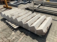 Betonnen trap - afbeelding 1 van  5