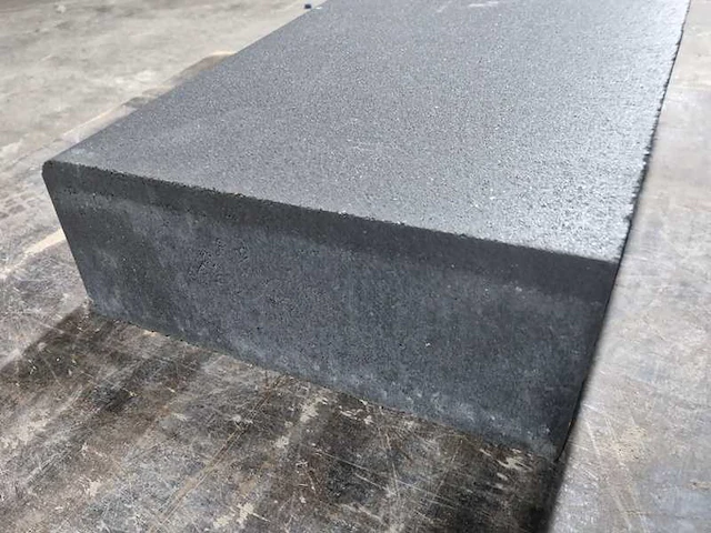 Betonnen traptreden (ca. 12 stuks) - afbeelding 3 van  4