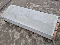 Betonnen traptreden (ca. 6 stuks) - afbeelding 1 van  3
