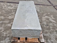 Betonnen traptreden (ca. 6 stuks) - afbeelding 2 van  3