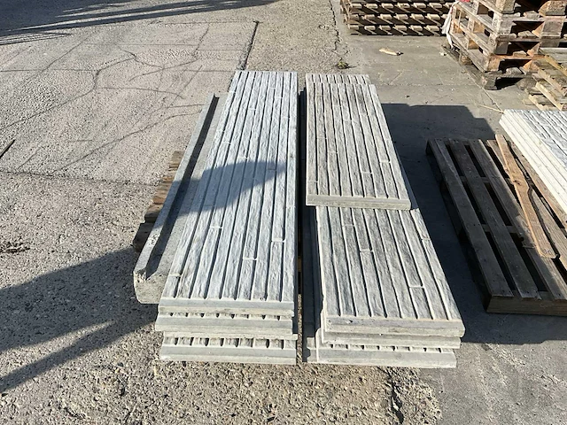 Betonplaten voor afsluiting - afbeelding 8 van  13