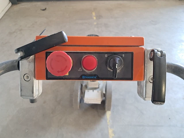 Betonschuurmachine 280mm 230v husqvarna, pg280, bouwjaar 2017 - afbeelding 6 van  8