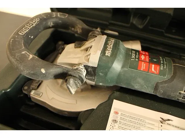 Betonslijpmachine metabo rsev 19-125 rt in kunststof koffer. - afbeelding 2 van  3
