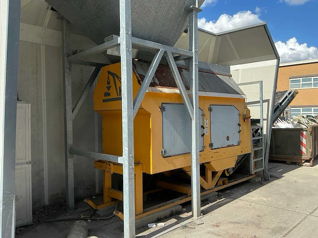 Beton/steen crusher mobiele backenbreker (jaw crusher) - afbeelding 39 van  41