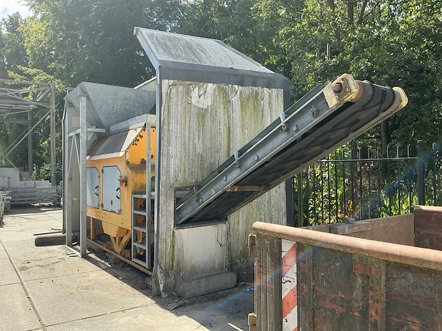 Beton/steen crusher mobiele backenbreker (jaw crusher) - afbeelding 37 van  41